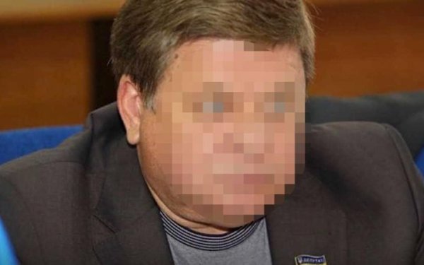 Депутата-колаборанта Херсонської міськради засудили до 10 років позбавлення волі
Депутата-колаборанта Херсонської міськради засудили до 10 років позбавлення волі
