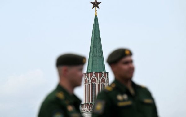 
"Бьют в нужную точку". Зачем Кремль запугивает россиян "войной с НАТО" в Украине: мнение эксперта 