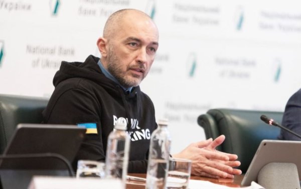 НБУ определился с датой введения в Украине мгновенных платежей
НБУ определился с датой введения в Украине мгновенных платежей