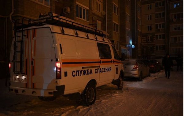 Взрывы в Белгороде: повреждено более 30 автомобилей, есть раненые (фото)
Взрывы в Белгороде: повреждено более 30 автомобилей, есть раненые (фото)