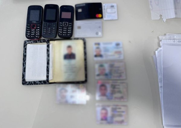 Нацполіція спільно з чеськими правоохоронцями затримала кібершахраїв, які обкрадали іноземців
Нацполіція спільно з чеськими правоохоронцями затримала кібершахраїв, які обкрадали іноземців