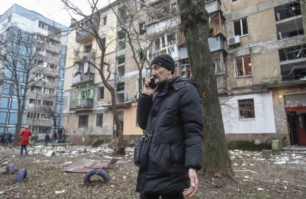 18 цивільних загинуло, 132 поранені внаслідок російської атаки, – Нацполіція (оновлено)
18 цивільних загинуло, 132 поранені внаслідок російської атаки, – Нацполіція (оновлено)