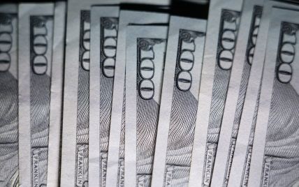 Курс валют на 19 января: сколько будут стоить доллар, евро и злотый
Курс валют на 19 января: сколько будут стоить доллар, евро и злотый