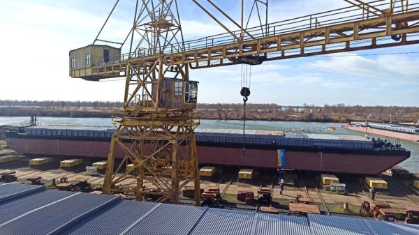 Українське Дунайське пароплавство побудувало ще одну SLG-баржу Українське Дунайське пароплавство побудувало ще одну SLG-баржу