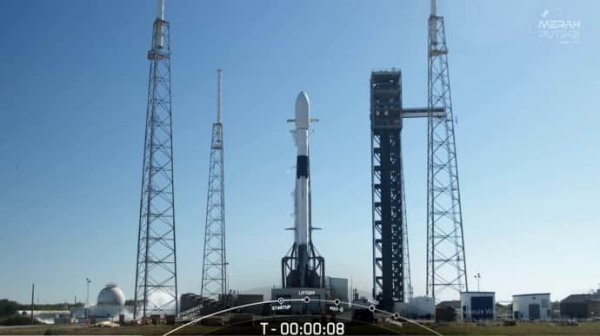 SpaceX запустила новый спутник связи SpaceX запустила новый спутник связи