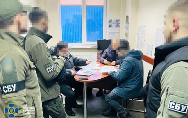 Українське підприємство забезпечувало армію РФ засобами тактичної медицини
Українське підприємство забезпечувало армію РФ засобами тактичної медицини