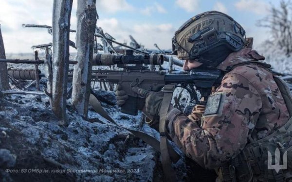 Головне за неділю, 31 грудня: вечірня атака "шахедами", удар по Харківщині, нагороди військовим
Головне за неділю, 31 грудня: вечірня атака "шахедами", удар по Харківщині, нагороди військовим