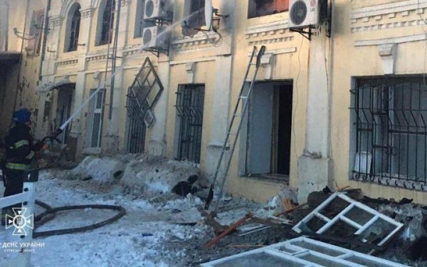 Росіяни били сьогодні по Сумській області 26 разів
                                