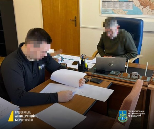 Двох ексдепутатів Одеської облради підозрюють у привласненні 32 барж Дунайського пароплавства Двох ексдепутатів Одеської облради підозрюють у привласненні 32 барж Дунайського пароплавства