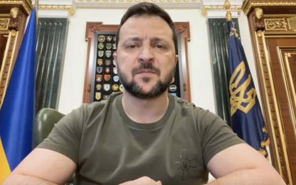"Жоден з ударів без наслідків не минеться", - Зеленський відреагував на удари Росії по Покровську
"Жоден з ударів без наслідків не минеться", - Зеленський відреагував на удари Росії по Покровську