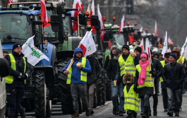 Почему поляки снова блокируют границу и чем на протесты может ответить Украина
Почему поляки снова блокируют границу и чем на протесты может ответить Украина