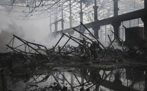 Кількість жертв ракетного удару у Києві зросла до 29 осіб
Кількість жертв ракетного удару у Києві зросла до 29 осіб