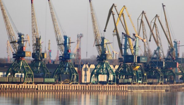Вантажообіг через порти Дунаю торік сягнув рекордних показників Вантажообіг через порти Дунаю торік сягнув рекордних показників
