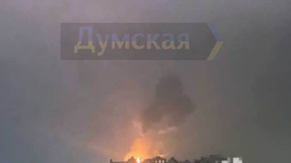В Одессе во время дроновой атаки возник пожар в многоэтажке В Одессе во время дроновой атаки возник пожар в многоэтажке