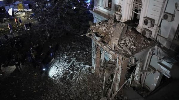 СМ� показали последствия вечернего удара РФ по Харькову СМ� показали последствия вечернего удара РФ по Харькову