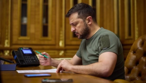 Зеленський підписав закон про криміналізацію контрабанди Зеленський підписав закон про криміналізацію контрабанди