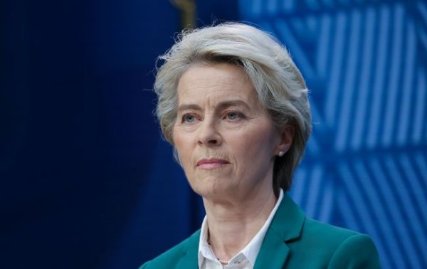 
Еврокомиссия готова пойти на уступки Венгрии ради помощи Украине в 50 млрд евро, - FT 
