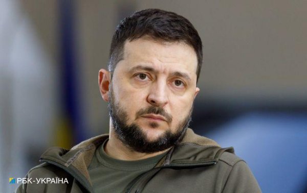 Дроны, снаряды, фронт и не только. Зеленский провел очередную Ставку
Дроны, снаряды, фронт и не только. Зеленский провел очередную Ставку