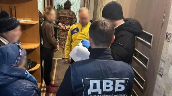 Полиция разоблачила группу преступников, которые подделывали справки для уклонистов Полиция разоблачила группу преступников, которые подделывали справки для уклонистов
