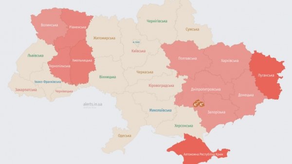 В нескольких областях на востоке страны объявлена угроза баллистики В нескольких областях на востоке страны объявлена угроза баллистики