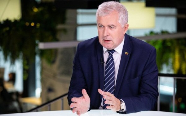 Литва передала українським військовим зимовий одяг та обладнання
Литва передала українським військовим зимовий одяг та обладнання