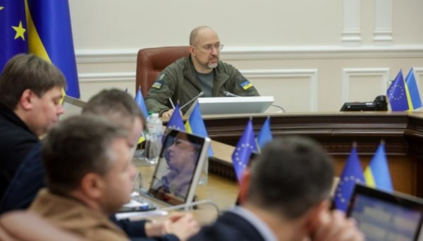 Уряд працює з партнерами, щоб залучити $37 мільярдів для покриття державного дефіциту - Шмигаль Уряд працює з партнерами, щоб залучити $37 мільярдів для покриття державного дефіциту - Шмигаль
