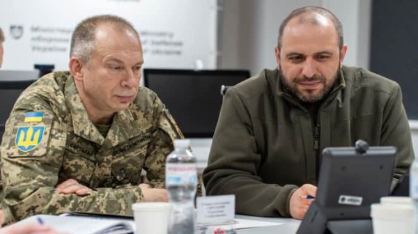 Сырский и Умеров поговорили с Остином о фронте и боеприпасах Сырский и Умеров поговорили с Остином о фронте и боеприпасах
