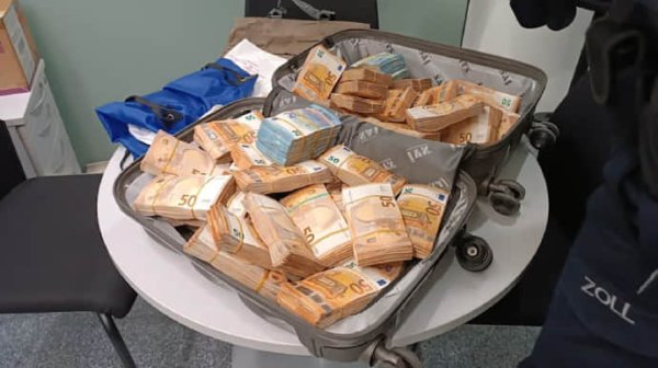 Р&rsquo; Р&deg;СЌСЂРѕРїРѕСЂС&sbquo;Сѓ РњСЋРЅС&hellip;Р&micro;РЅР&deg; Сѓ СѓРєСЂР&deg;РёРЅС&dagger;Р&deg;-РїР&micro;РЅСЃРёРѕРЅР&micro;СЂР&deg; РЅР&deg;С&euro;Р&raquo;Рё 450 С&sbquo;С&lsaquo;СЃСЏС&Dagger; Р&micro;РІСЂРѕ РЅР&deg;Р&raquo;РёС&Dagger;РЅС&lsaquo;РјРё
