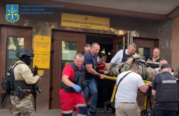 Вибух у столичному суді: судитимуть шістьох працівників ізолятора
                                