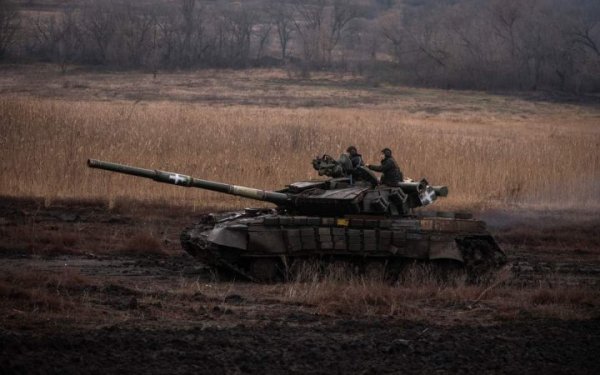 Ворог намагається оточити Авдіївку: ЗСУ відбили 33 атаки, — Генштаб
Ворог намагається оточити Авдіївку: ЗСУ відбили 33 атаки, — Генштаб