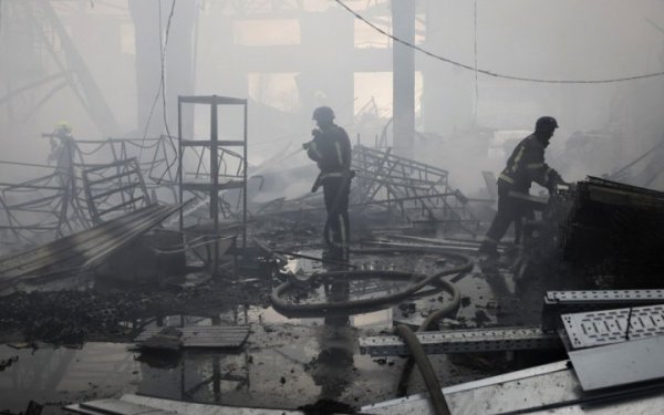 Кількість жертв ракетного удару у Києві зросла до 27 осіб
Кількість жертв ракетного удару у Києві зросла до 27 осіб