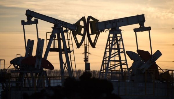 Нафта дешевшає на тлі можливого відкладення ФРС зниження процентної ставки