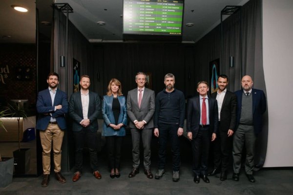 Укрзалізниця провела зустріч із послами G7 Укрзалізниця провела зустріч із послами G7