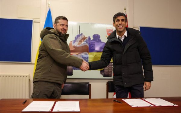 Україна і Великобританія уклали угоду про співпрацю у сфері безпеки
Україна і Великобританія уклали угоду про співпрацю у сфері безпеки