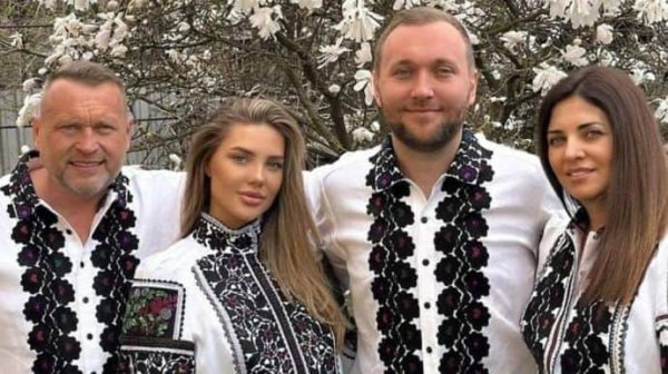 Жену подозреваемого в коррупции предпринимателя Гриневича уволили из "Львовской политехники" Жену подозреваемого в коррупции предпринимателя Гриневича уволили из "Львовской политехники"