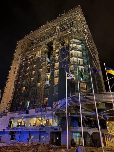 Росія обстріляла Херсон і Харків, є загиблі й поранені (оновлення)
                                