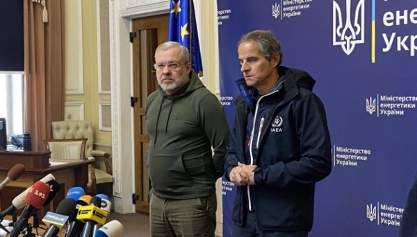 Персонал Запорізької АЕС скоротився удвічі - Гроссі Персонал Запорізької АЕС скоротився удвічі - Гроссі