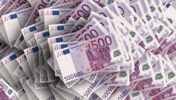 Профільні комітети Європарламенту схвалили надання Україні €50 мільярдів Профільні комітети Європарламенту схвалили надання Україні €50 мільярдів