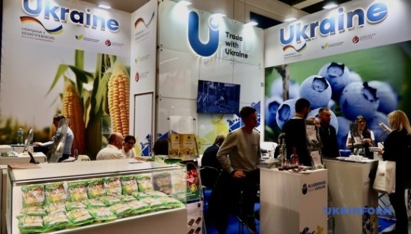 Українські виробники беруть участь у виставці FRUIT LOGISTICA в Берліні Українські виробники беруть участь у виставці FRUIT LOGISTICA в Берліні