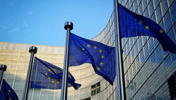 У Європарламенті закликали зафіксувати частку від ВВП для допомоги Україні У Європарламенті закликали зафіксувати частку від ВВП для допомоги Україні