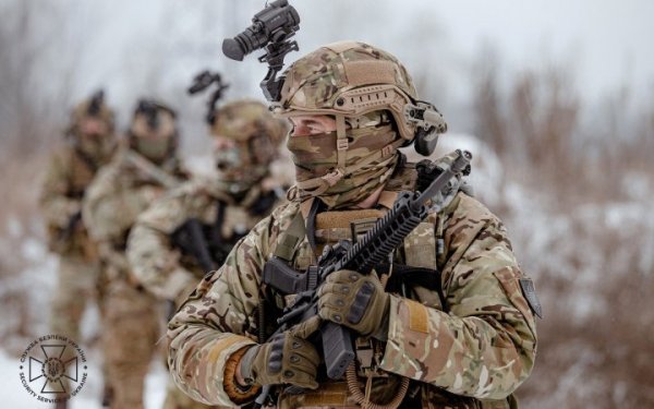 Головне за понеділок, 1 січня: бої на лівобережжі Дніпра, "шахеди" на Київщині
                                