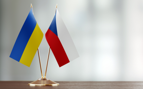 Чехія допоможе підготувати 20 українських пілотів цивільної авіації
Чехія допоможе підготувати 20 українських пілотів цивільної авіації