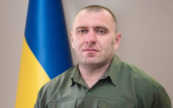 Зеленський підвищив у військовому званні очільника СБУ Василя Малюка
Зеленський підвищив у військовому званні очільника СБУ Василя Малюка