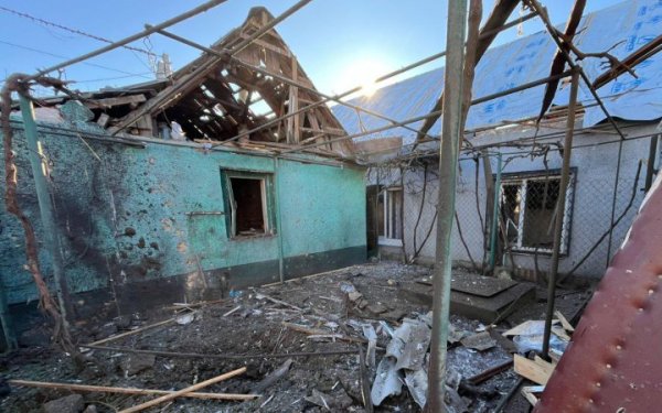 Армія РФ завдала ударів по Дніпропетровщині з артилерії та дронами-камікадзе
Армія РФ завдала ударів по Дніпропетровщині з артилерії та дронами-камікадзе