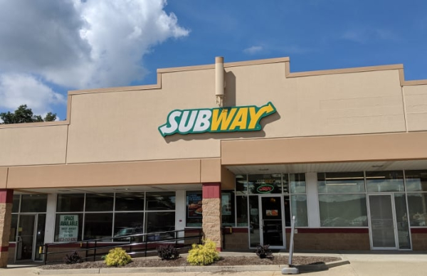 НАПК внесло американскую сеть фастфуда Subway в перечень международных спонсоров войны
НАПК внесло американскую сеть фастфуда Subway в перечень международных спонсоров войны