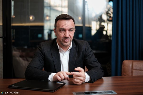 Евгений Кобец, "Империал Тобако Юкрейн": Нелегальный сектор аккумулирует огромный капитал, власть должна принять радикальные меры
Евгений Кобец, "Империал Тобако Юкрейн": Нелегальный сектор аккумулирует огромный капитал, власть должна принять радикальные меры