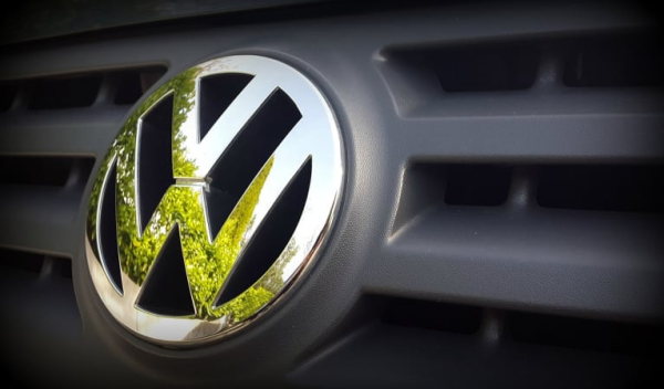 Volkswagen интегрирует ChatGPT в свои авто
Volkswagen интегрирует ChatGPT в свои авто