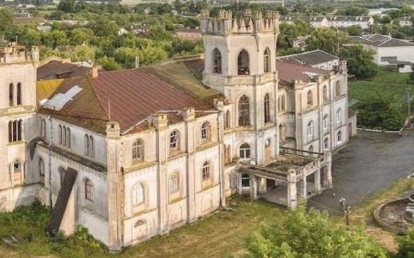 УПЦ МП намагається через суд скасувати повернення державі маєтку Терещенків на Житомирщині
УПЦ МП намагається через суд скасувати повернення державі маєтку Терещенків на Житомирщині