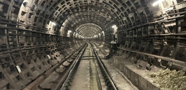 До літа не встигнуть: підрядник назвав новий термін відновлення тунелю метро на Теремки До літа не встигнуть: підрядник назвав новий термін відновлення тунелю метро на Теремки