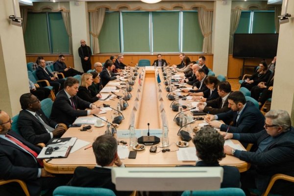 Кубраков і Пріцкер обговорили розвиток українського експорту та логістичних шляхів Кубраков і Пріцкер обговорили розвиток українського експорту та логістичних шляхів